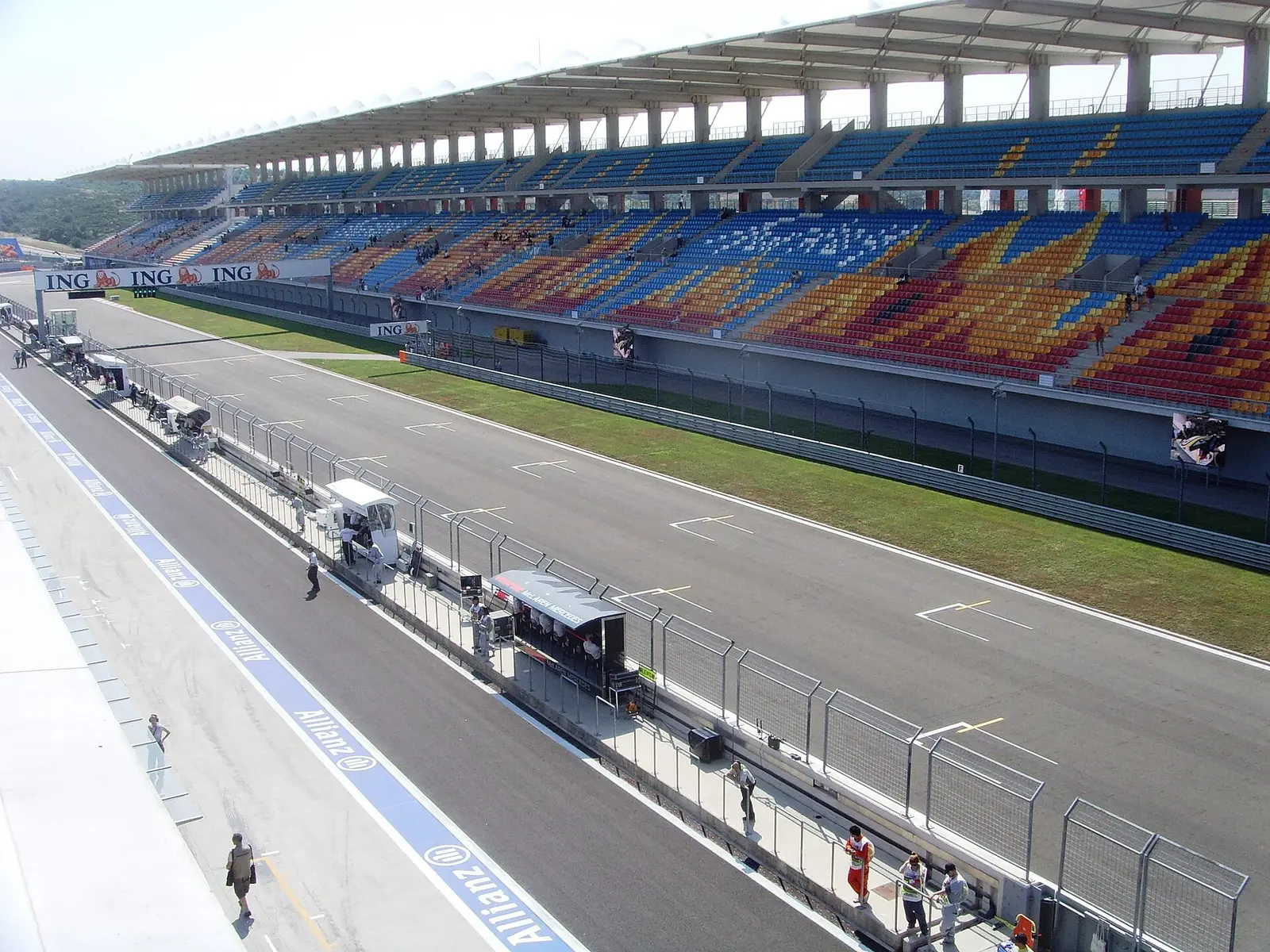 Start finish straight and main grandstand at the Istanbul Park circuit